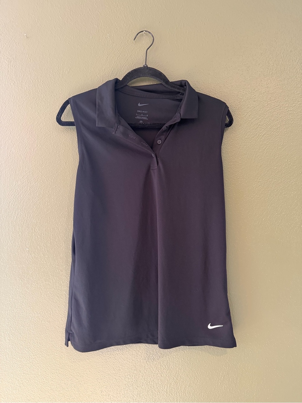 Nike Women’s Black Sleeveless Polo Tank